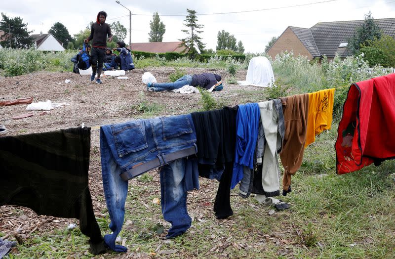 Dismantling of a makeshift shelter camp in Calais