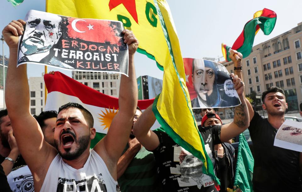 Kurdish protesters