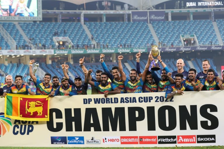 Sri Lanka celebrate winning the Asia Cup a year ago (SURJEET YADAV)