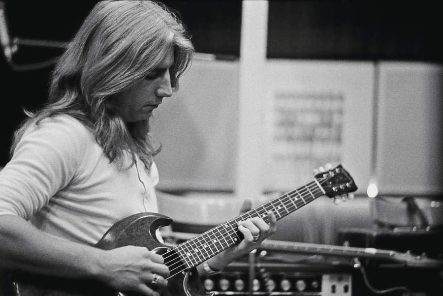 Rick Parfitt in the studio