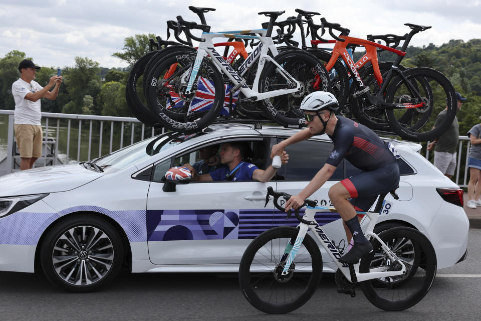 Remco Evenepoel of Belgium the first to sweep the Olympic road