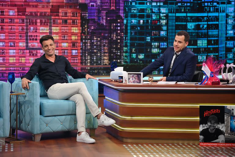 Martín Bossi visitó a su amigo Fernando Dente en el debut de su late night show