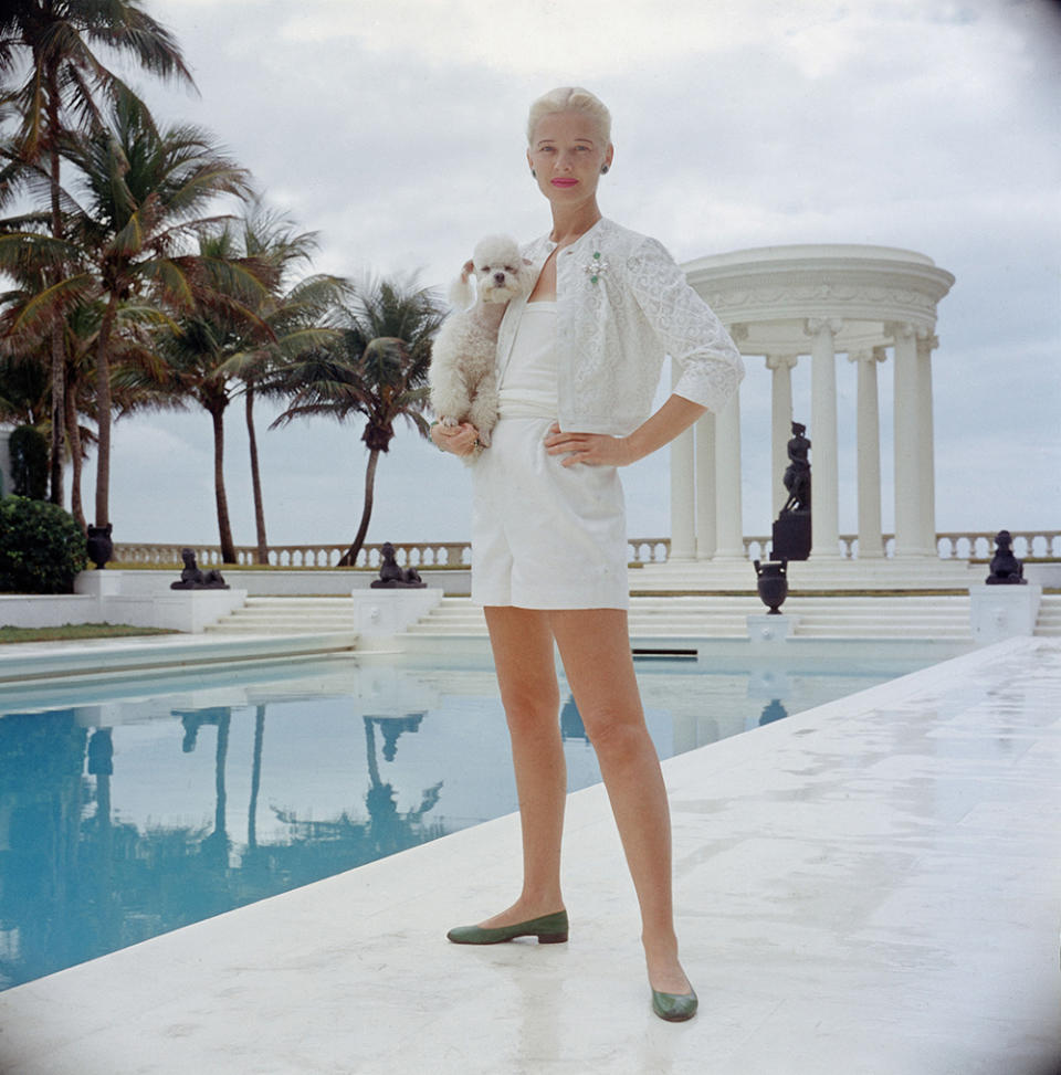 C.Z. Guest, Slim Aarons, socialite, celebrity, Truman Capote friends, swans