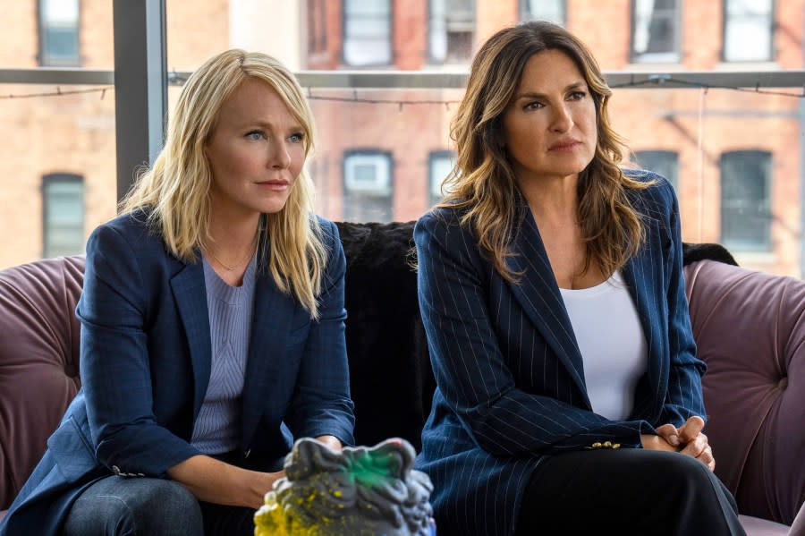 Kelli Giddish Announces Her Return to Law Order SVU in Video With Costar Mariska Hargitay