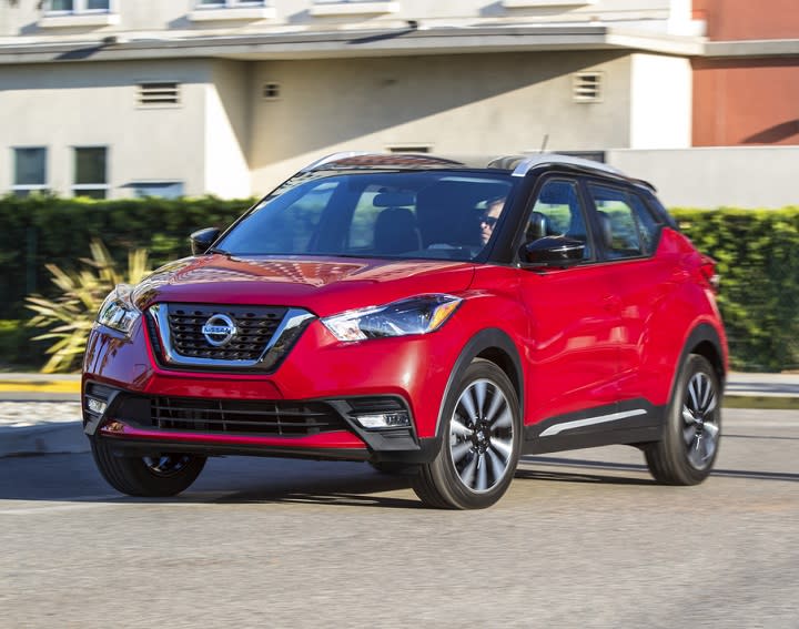 2018 Nissan Kicks front quarter left photo