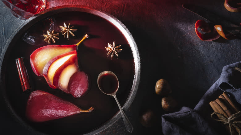 Poached pears with spices