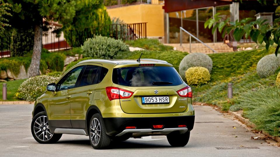 Kompakter Kamerad im leichten Gelände: Vor allem die Allradvarianten vom Suzuki SX4 S-Cross taugen auch abseits der Straße.