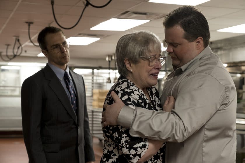 L-r) SAM ROCKWELL as Watson Bryant, KATHY BATES as Bobi Jewell and PAUL WALTER HAUSER as Richard Jewell in Warner Bros. Pictures' "RICHARD JEWELL," a Warner Bros. Pictures release. Credit: Claire Folger/Warner Bros. Pictures