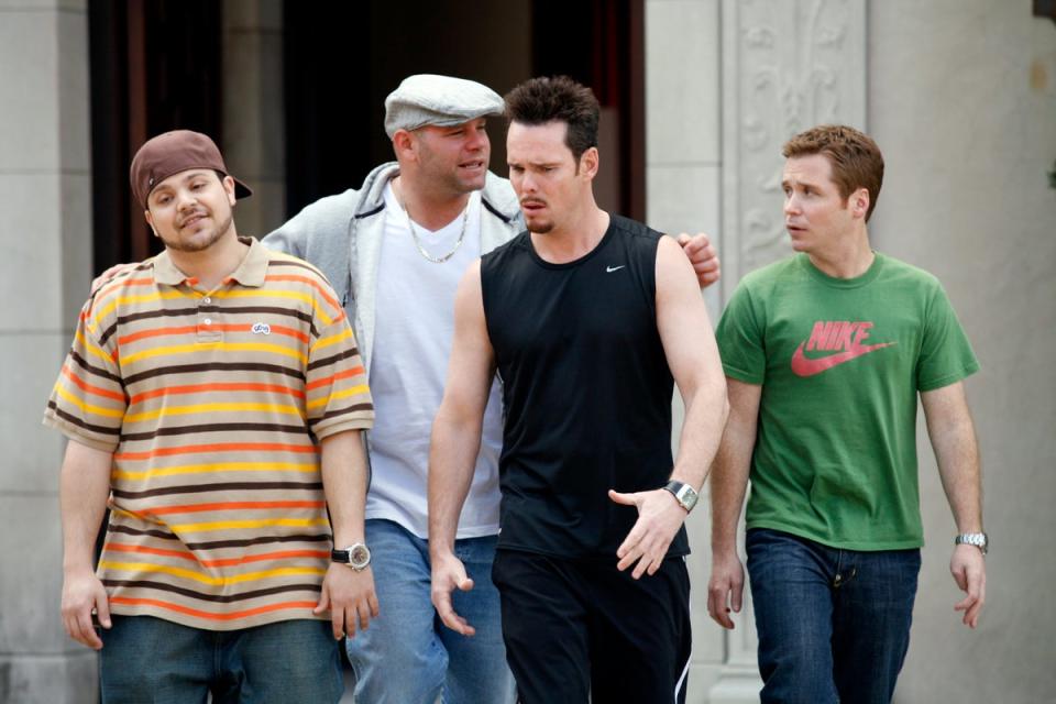 The exhausting Dom (Dominick Lombardozzi, second from left) pals around with the ‘Entourage’ gang (HBO)