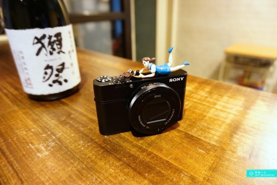 [評測] 技術密度攻頂之隨身相機SONY『RX100 IV』 ：4K影片也能錄!!