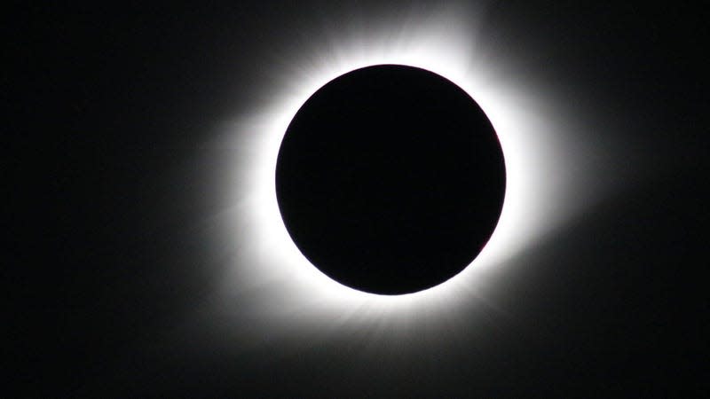 A view of the 2017 total solar eclipse from Madras, Oregon. - Image: NASA/Gopalswamy