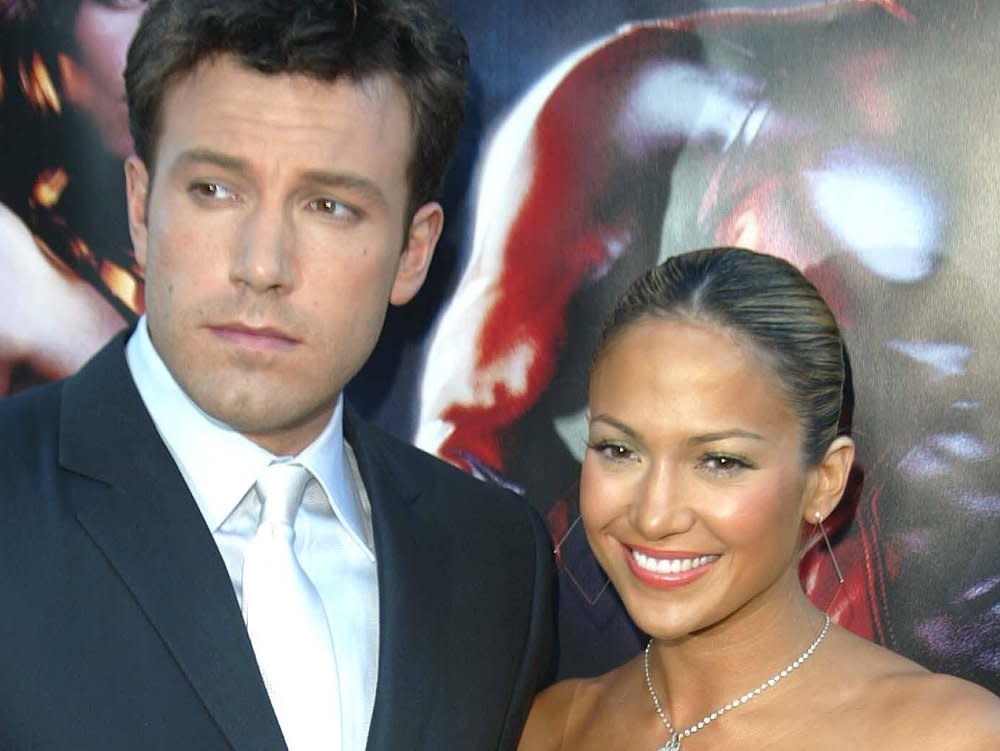 Jennifer Lopez und Ben Affleck bei einer Veranstaltung im Jahr 2003. (Bild: imago/ZUMA Globe)