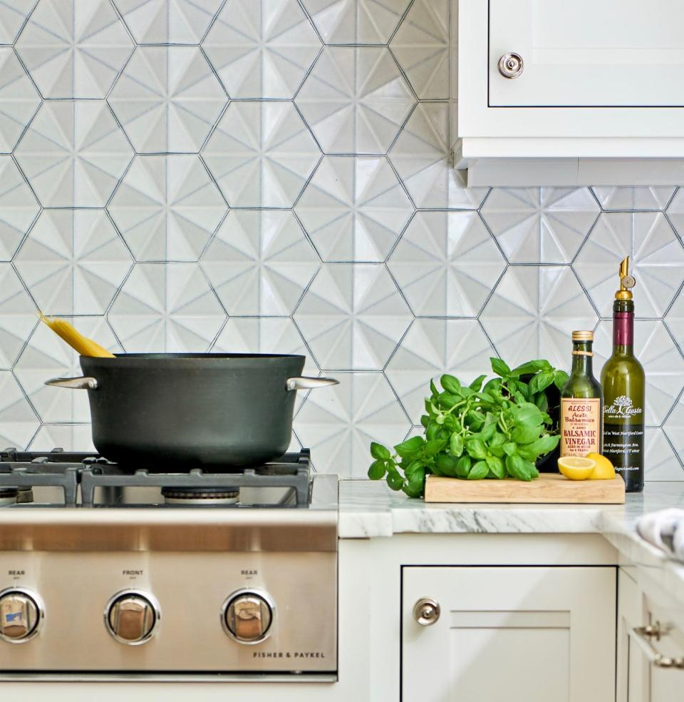 <p>"Expect interesting backsplashes that have texture and dimension. Subway tiles are classic, but people now want more unique tiles that provide a variation to the usual." — <a href="https://www.instagram.com/georgiazikasdesign/?hl=en" rel="nofollow noopener" target="_blank" data-ylk="slk:Georgia Zikas, Georgia Zikas Design;elm:context_link;itc:0;sec:content-canvas" class="link "><strong><em>Georgia Zikas, Georgia Zikas Design</em></strong></a></p>