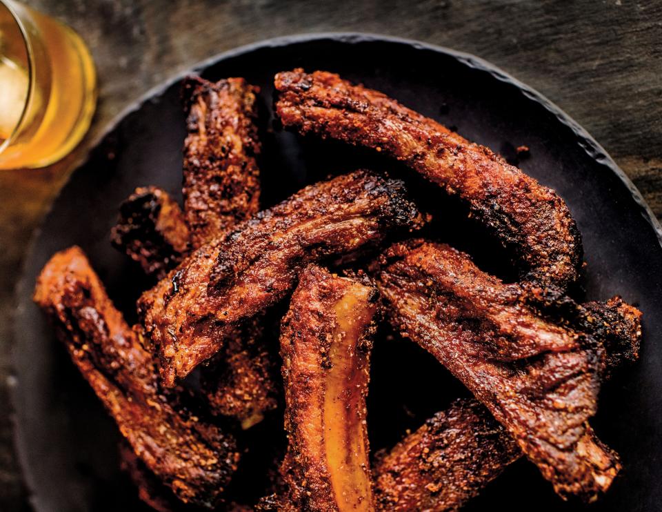 <h1 class="title">Air Fry Memphis Ribs</h1><cite class="credit">Photo by Denny Culbert</cite>