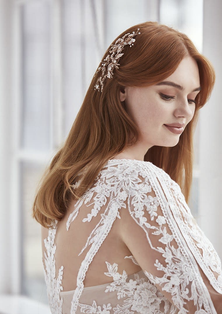 <cite class="credit">Photo courtesy of Pronovias</cite>