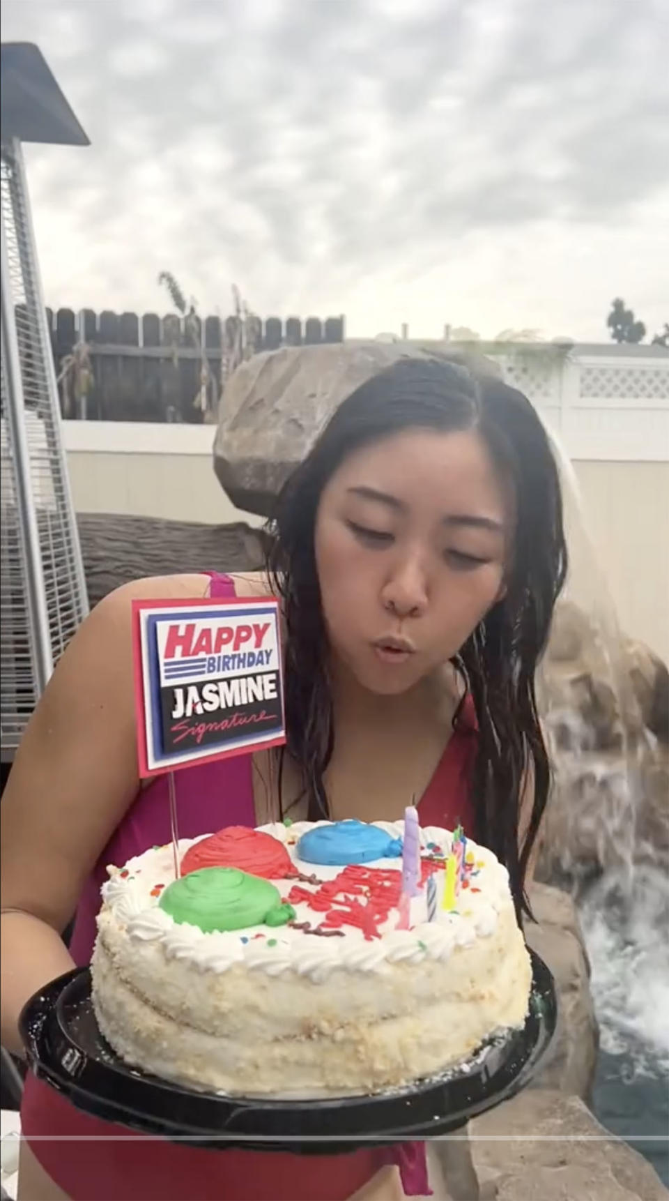 Woman's Costco-themed birthday proves that 'ain’t no party like a wholesale party'
 (@jasminebellepak via Tiktok)