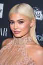 <p>Oof, this was a phenomenal look for Kylie, who was 19 years old at this point. </p><p>As we're still in her wig era, we're not sure if this is her real hair or not, but one thing we are sure of is that this is her best makeup to date.</p>