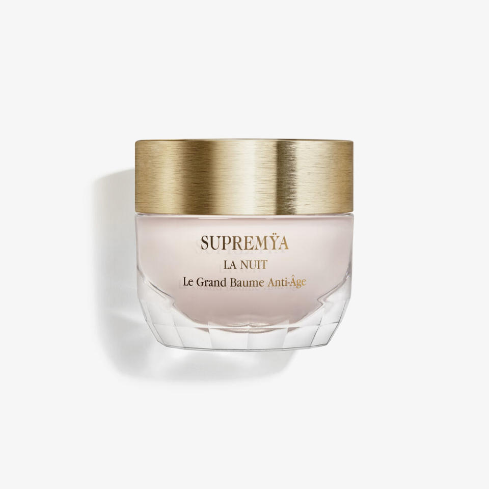 <p><a href="https://go.redirectingat.com?id=74968X1596630&url=https%3A%2F%2Fwww.sisley-paris.com%2Fen-US%2Fsupremya-at-night-anti-aging-cream-154160.html&sref=https%3A%2F%2Fwww.harpersbazaar.com%2Fbeauty%2Fskin-care%2Fg60501503%2Fbest-moisturizer-for-dry-skin%2F" rel="nofollow noopener" target="_blank" data-ylk="slk:Shop Now;elm:context_link;itc:0;sec:content-canvas" class="link ">Shop Now</a></p><p>Supremÿa At Night Anti-Aging Cream</p><p>sisley-paris.com</p><p>$940.00</p>