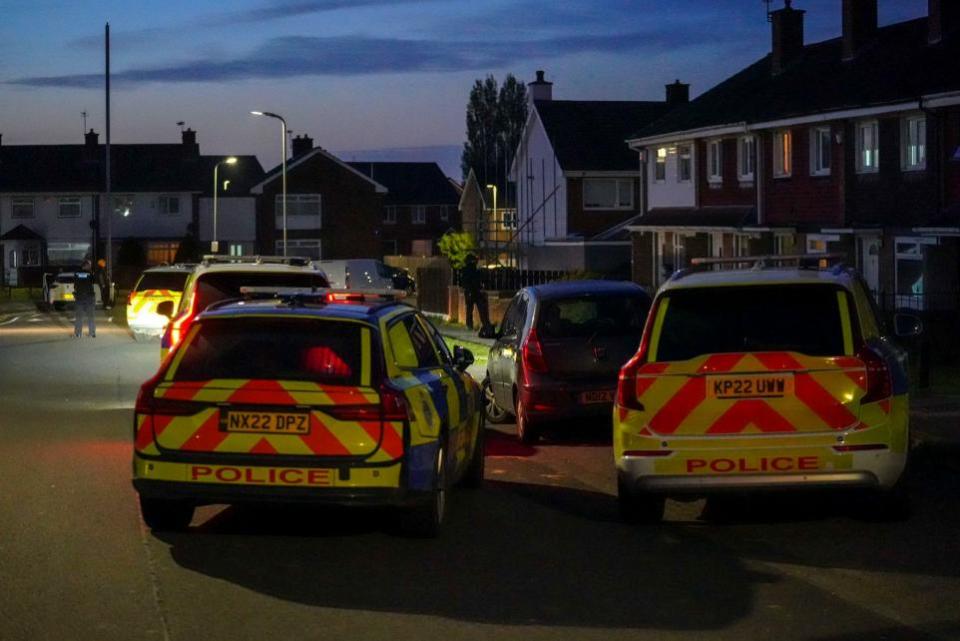 The Northern Echo: Armed police in Burwell Road, Middlesbrough