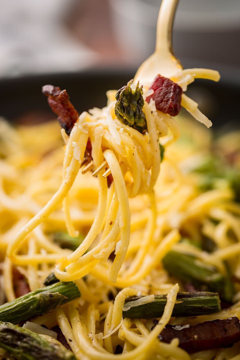 Roasted Asparagus Carbonara