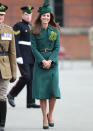 <p>Para celebrar el St. Patrick’s Day, como no podía ser de otra forma, también vistió de verde. Su maravilloso abrigo-vestido llevaba la firma de Hobbs. (Foto: Gtres). </p>