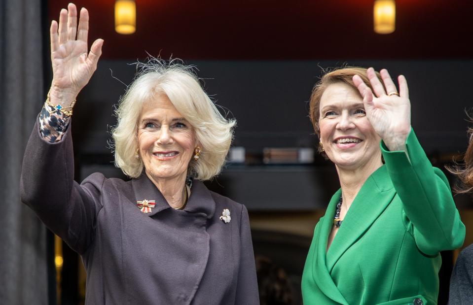 Britain's Camilla, Queen Consort and First Lady Elke Budenbender during a visit to the Komische Opera on March 30, 2023 in Berlin (Getty Images)