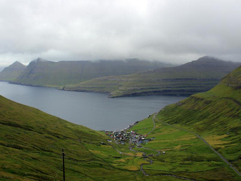 Weit ab von jedem Trubel: Auf den Färöer Inseln leben nur rund 50 000 Menschen. Foto: Lea Sibbel
