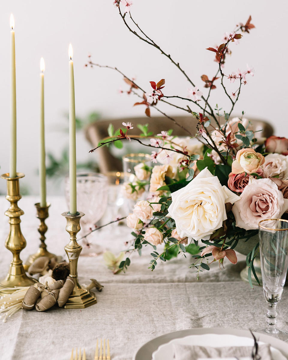 The 5 Most Romantic Wedding Flowers