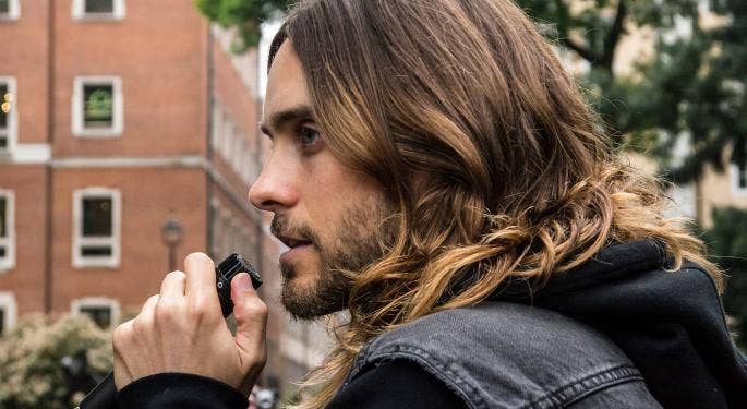 Il token di Jared Leto balza in alto mentre crollano le cripto