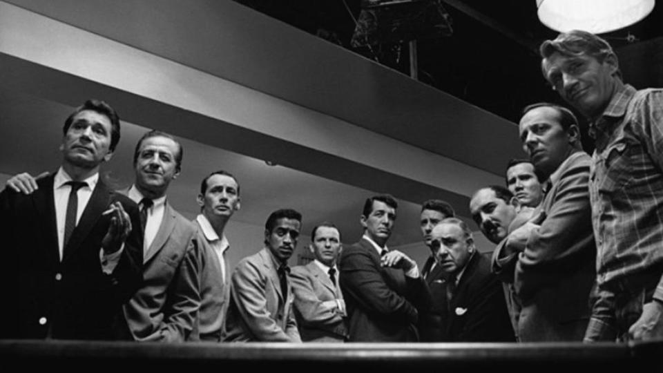 1960年原版《十一羅漢》由11人洗劫五家拉斯維加斯的賭場。（圖／翻攝自IMDB）