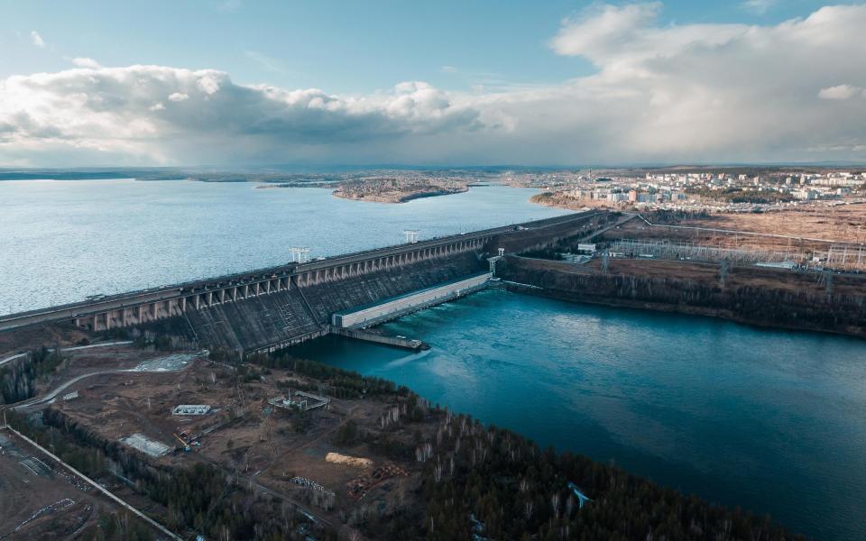 BitRiver's Russian Bitcoin data centres rely on power from a nearby hydropower station - BitRiver