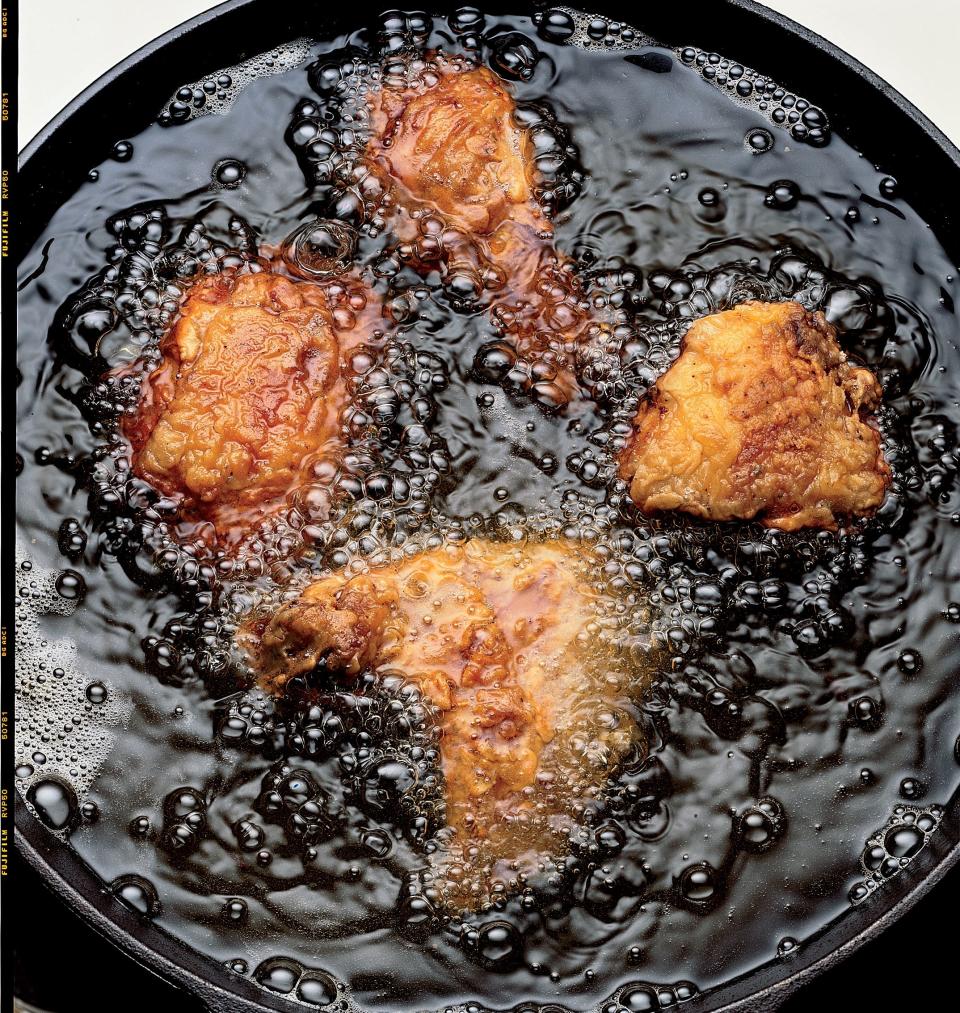 A pot of scalding hot oil? Sounds kinda scary. But we'll get you through a deep-fry without a drop of sweat (or oil) on your brow.