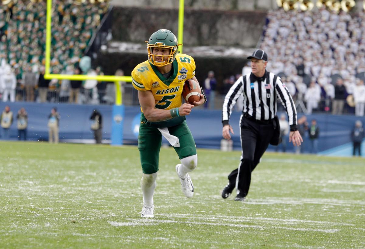 49ers surprise, take North Dakota State QB Trey Lance with 3rd pick in NFL  draft