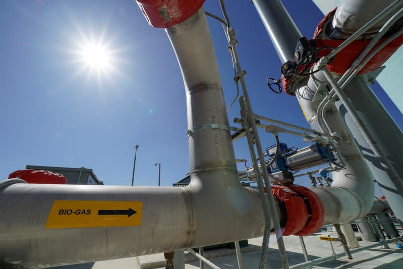 Biogas, methane collected from dairy farms, is piped into a cleaning facility at the Calgren facility in Pixley, California