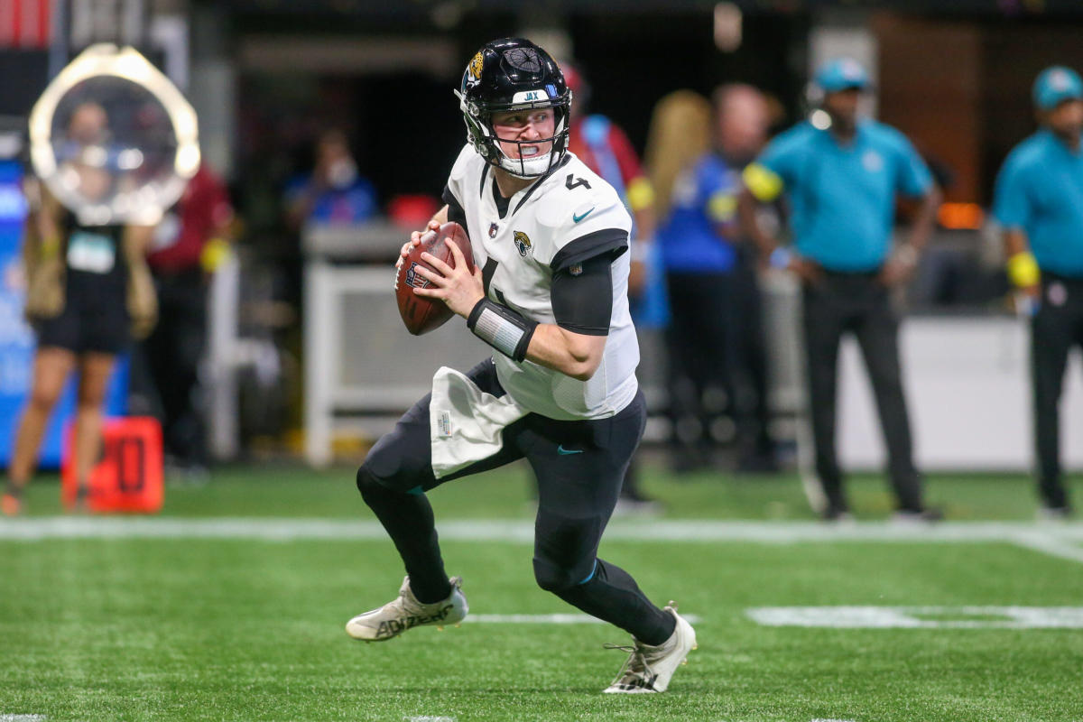 Report: Jaguars waive Canadian QB Nathan Rourke