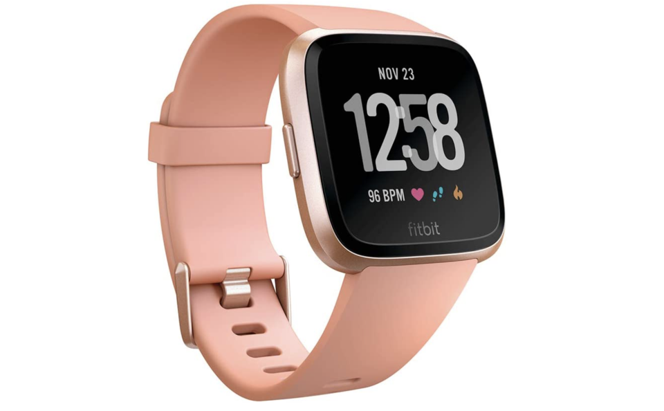 Am Prime Day gibt es satte Rabatte – auch auf beliebte Fitbit-Wearables. Doch die sind schnell vergriffen. Wir zeigen euch die besten Angebote. (Bild: Amazon)