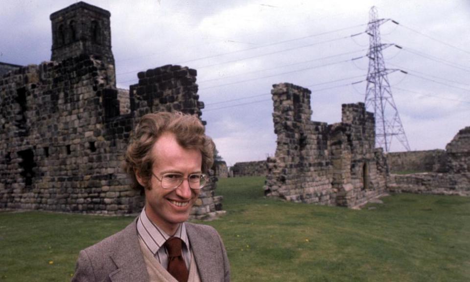 ITV ARCHIVEEditorial use only Mandatory Credit: Photo by ITV/REX/Shutterstock (700209hp) 'The Christians' TV - 1977 - Bamber Gascoigne ITV ARCHIVE