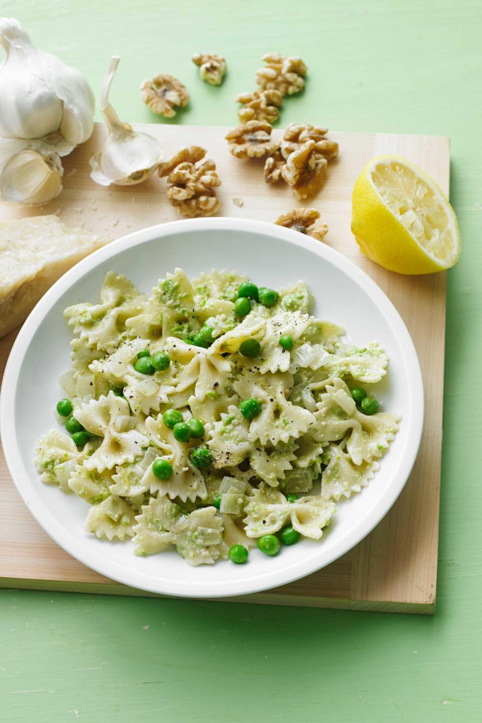 Pasta with Walnut Pesto and Peas