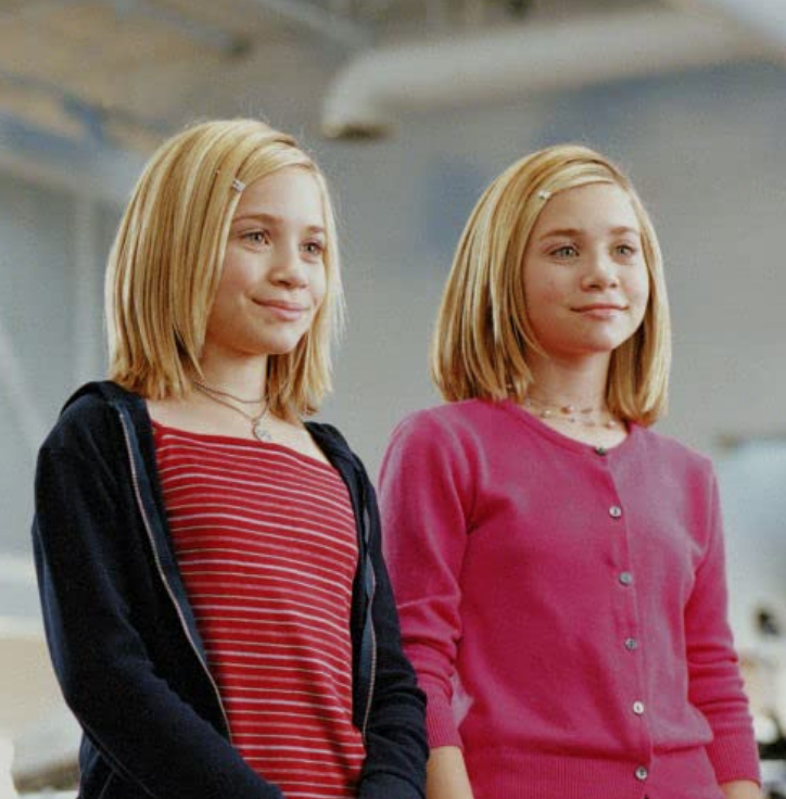 1999: Mary-Kate and Ashley Olsen's Side Clip in 'Switching Goals'