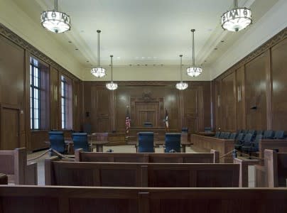 Courtroom_United_States_Courthouse