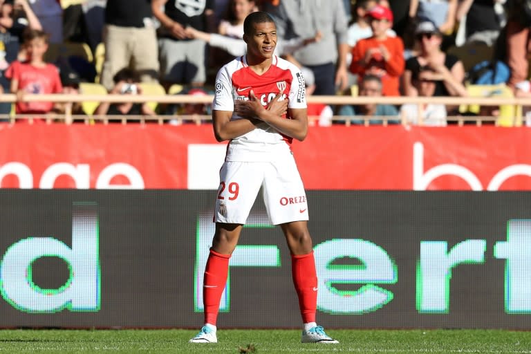 Monaco's Kylian Mbappe Lottin celebrates after scoring a goal during their French L1 football match against Toulouse on April 29, 2017 at the "Louis II Stadium" in Monaco