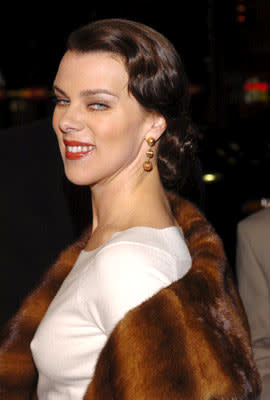 Debi Mazar at the Hollywood premiere of Miramax Films' The Aviator