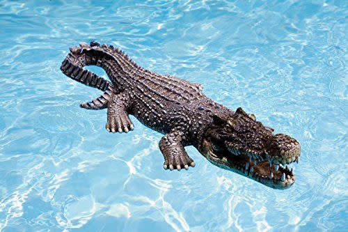 25) Floating Crocodile Decoy