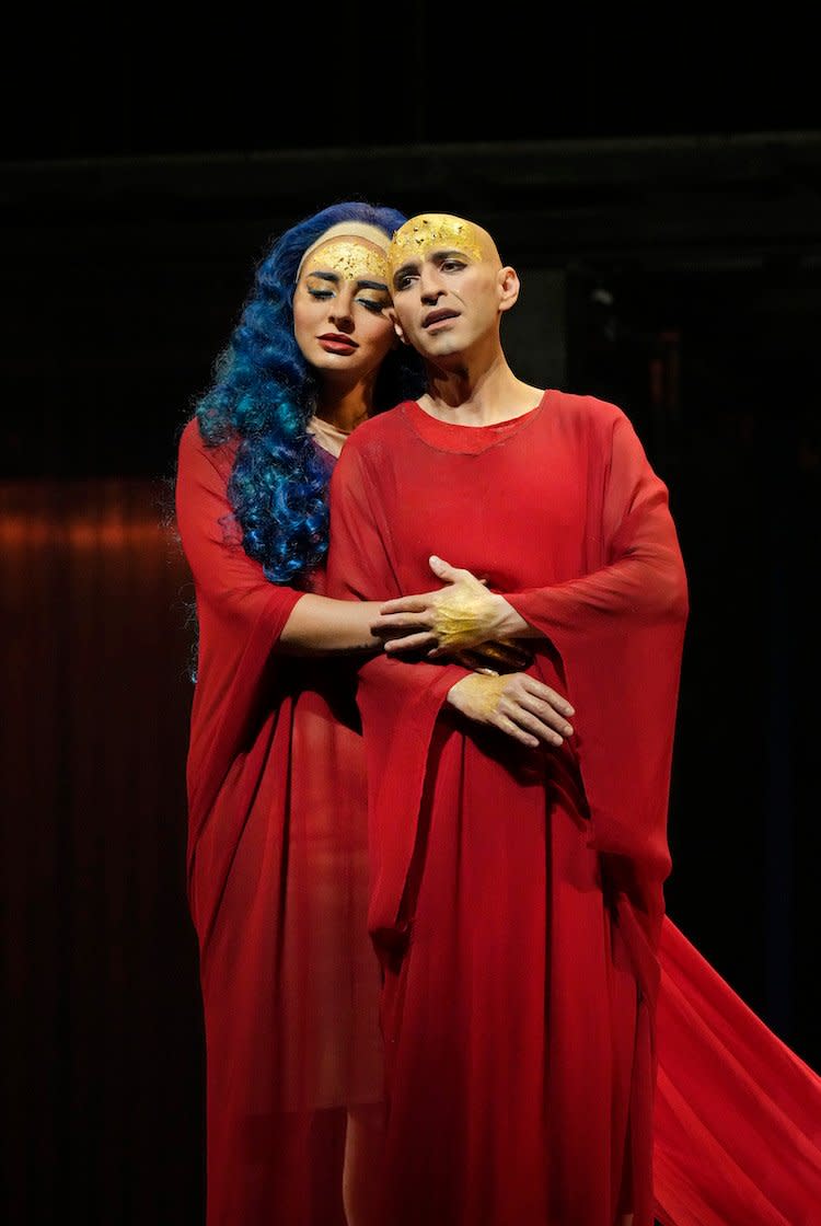 Rihab Chaieb as Nefertiti and Anthony Roth Costanzo in the title role of Philip Glass's 