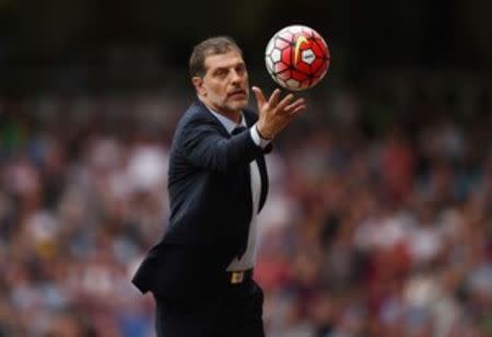 Britain Soccer Football - West Ham United v Swansea City - Barclays Premier League - Upton Park - 7/5/16 West Ham manager Slaven Bilic Action Images via Reuters / Tony O'Brien Livepic