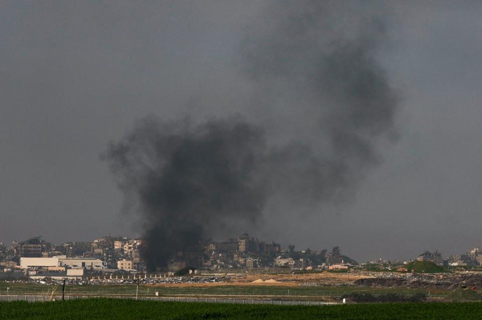 Fighting continued between Hamas militants and the Israeli Defense Forces in northern Gaza on Sunday (Reuters)