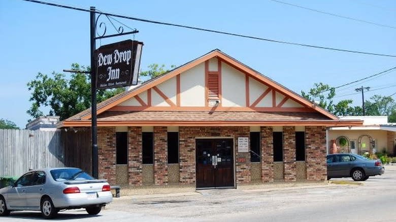 Dew Drop Inn 