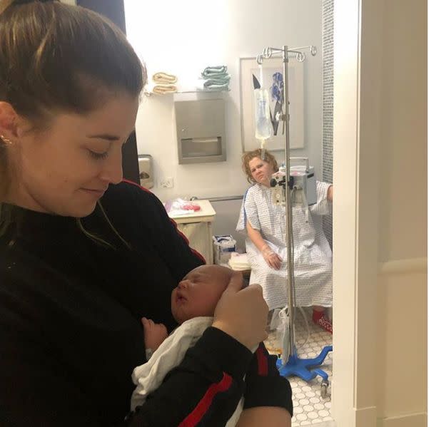 Amy Schumer has shared a realistic afterbirth photo from her hospital room. Photo: Instagram/amyschumer