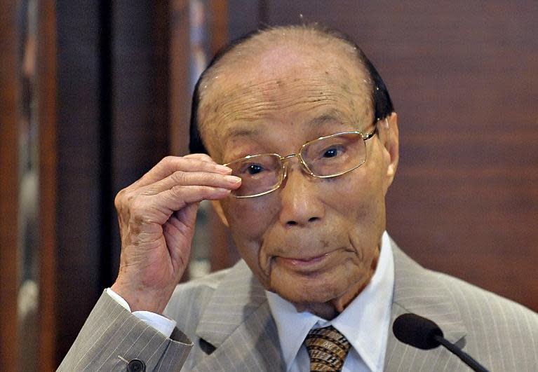 Run Run Shaw, the film pioneer hailed the father of Hong Kong cinema, pictured in the city on May 28, 2008