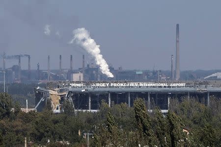 An exterior view shows the damaged main terminal of Donetsk Sergey Prokofiev International Airport in Donetsk, eastern Ukraine, September 20, 2014. REUTERS/Marko Djurica